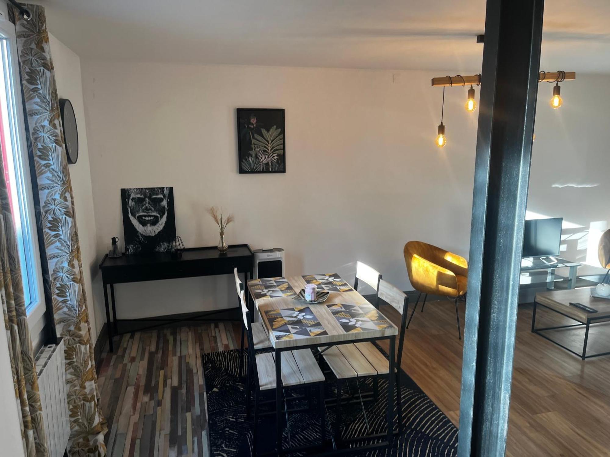 Vila Nid Douceur Et Douillet Proche Le Pal Diou  Exteriér fotografie